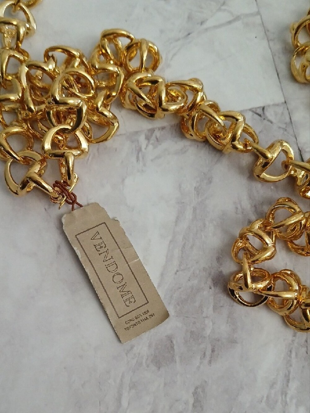 Vendome Gold-Tone Interlocking Link Chunky Necklace - Picture 3 of 4